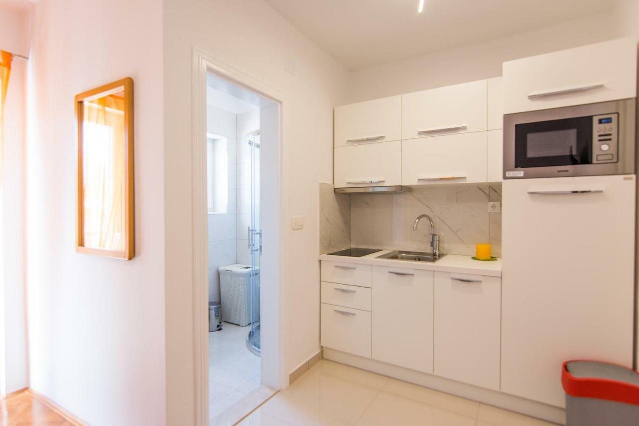 Cirjak Apartments Biograd Na Moru Exterior foto